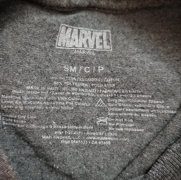 Womens Captain Marvel Gray Short Sleeve Graphic Tee - Picture 2 of 5